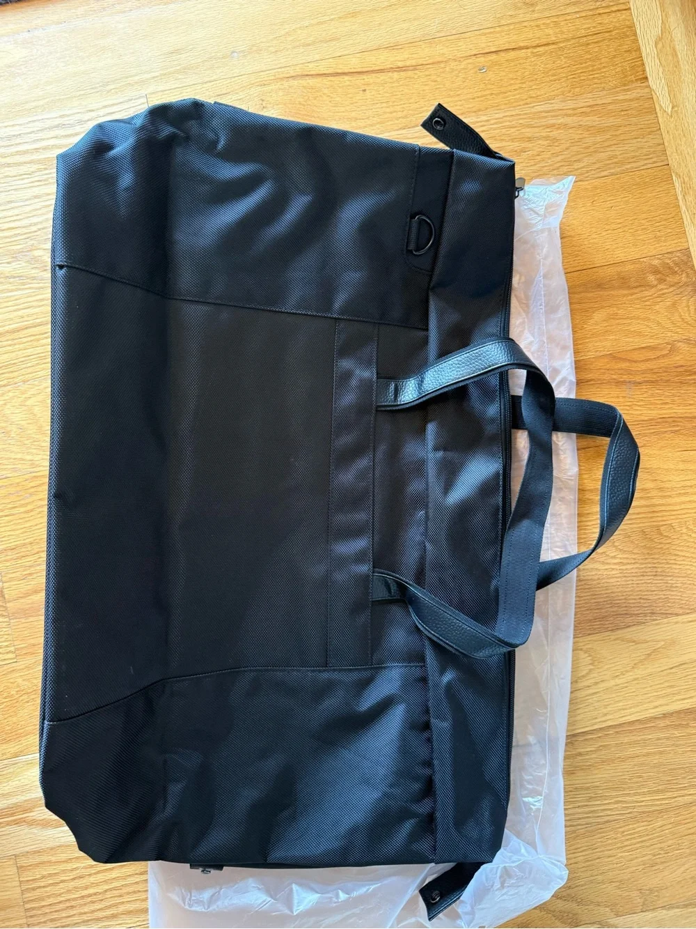 Black Duffel Tote Bag - Versatile Travel & Everyday Carry